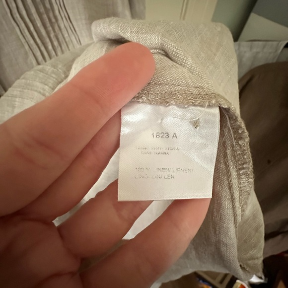 Yuvita Oversized Natural Linen Button-Up Shirt, L - Picture 9 of 9